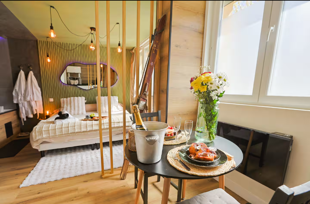 Ventes additionnelles sur ton Airbnb : les upsells qui boostent ta rentabilité sans faire grimper ton prix par nuit airbnb courte durée upsell repas
